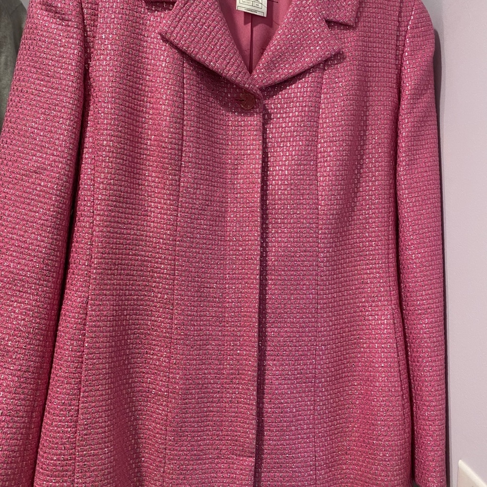 CHANEL tweed pattern jacket